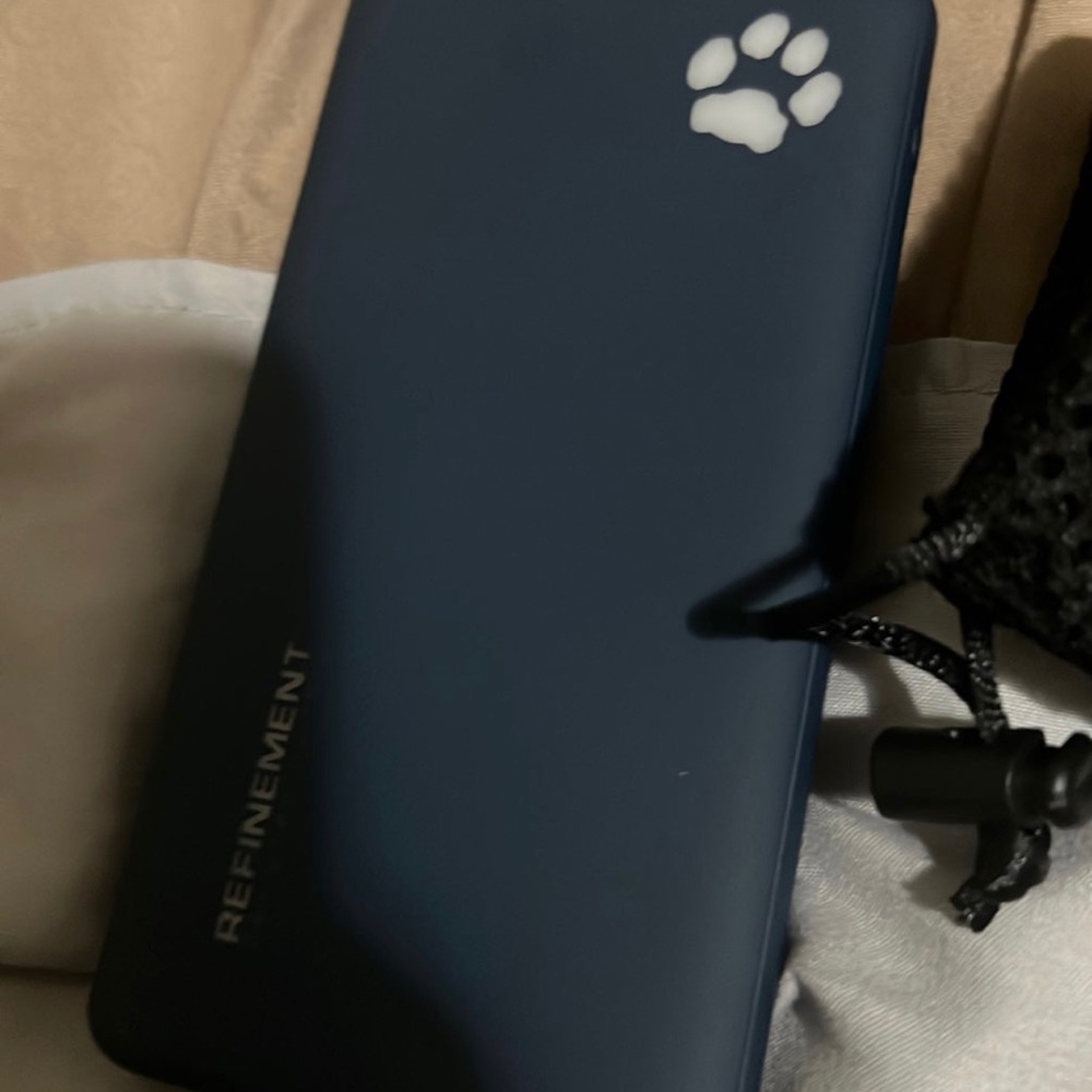 Portable charger - Picture 2 of 3
